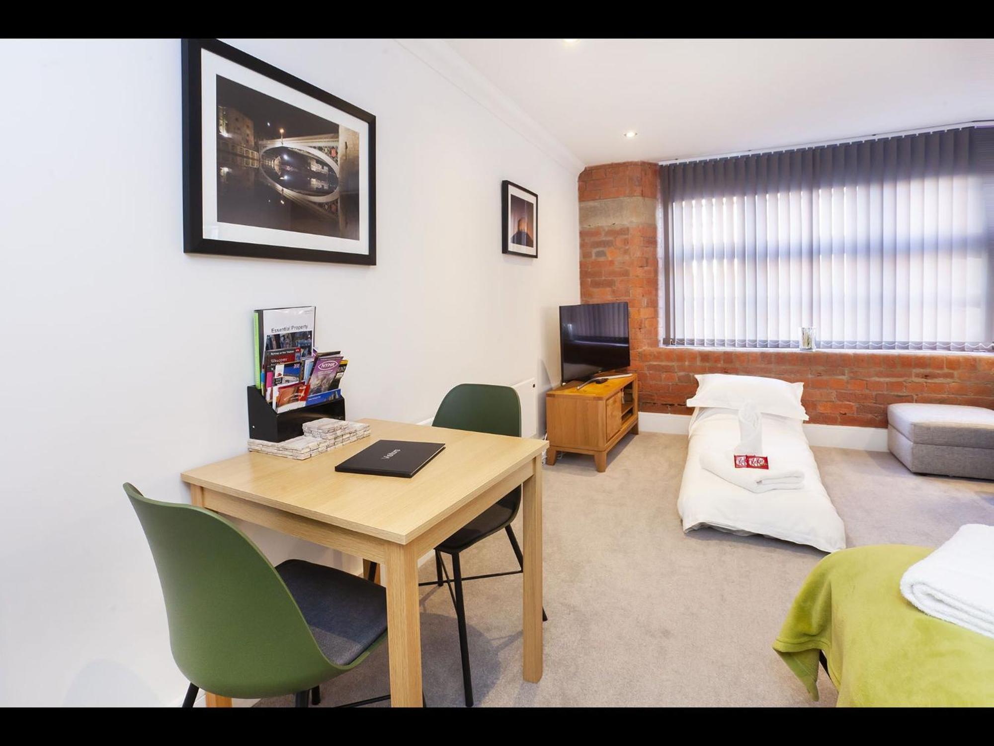 58 Cocoa Suites ヨーク エクステリア 写真
